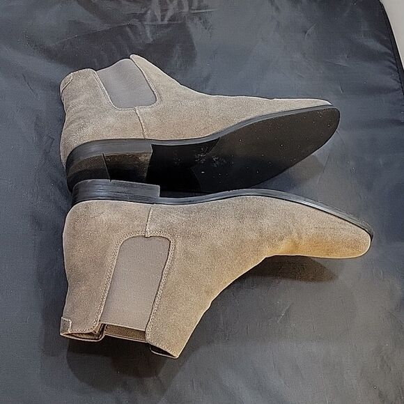 EXPRESS ALMOND TOE SLIP-ON MEN'S LEATHER BOOT - Picture 9 of 16